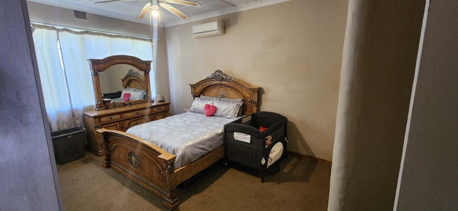 4 Bedroom Property for Sale in Die Bult North West